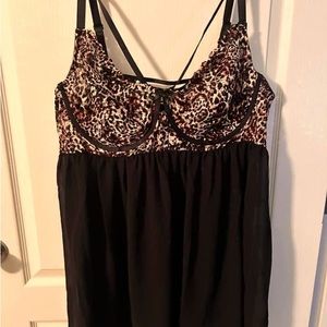 Torrid size 4 NWT! Sexy built in bra! May not stay on long ladies